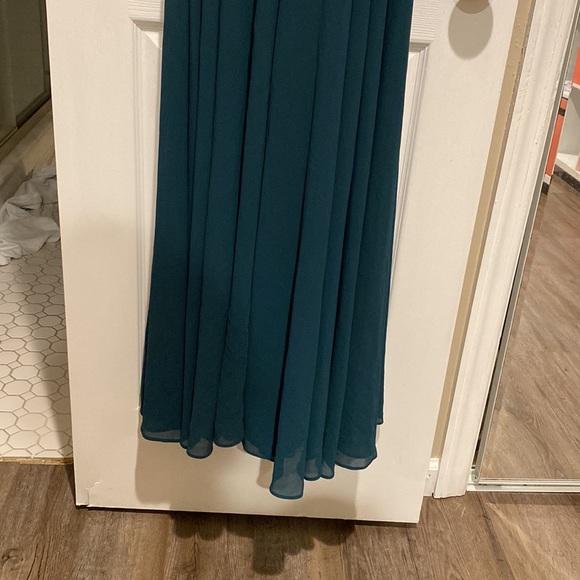 Dress - Picture 3 of 10